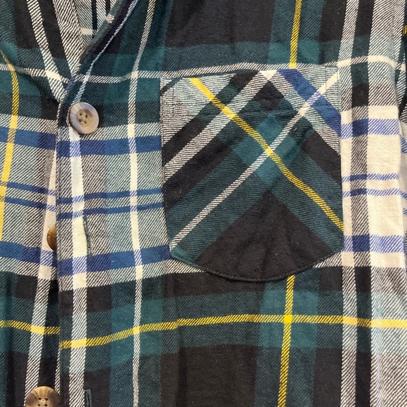 Old Navy Men's Plaid pajama Shirt - size small - Picture 3 of 5